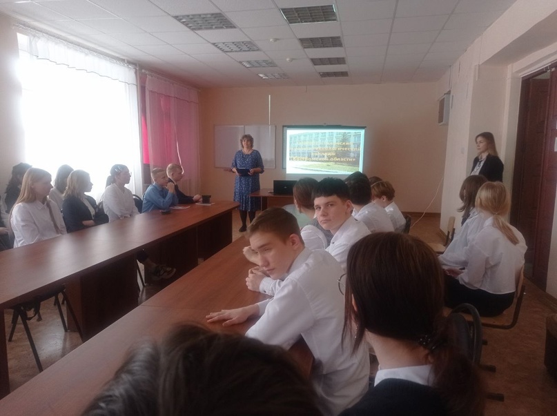 KmOTXkYhynQ.jpg