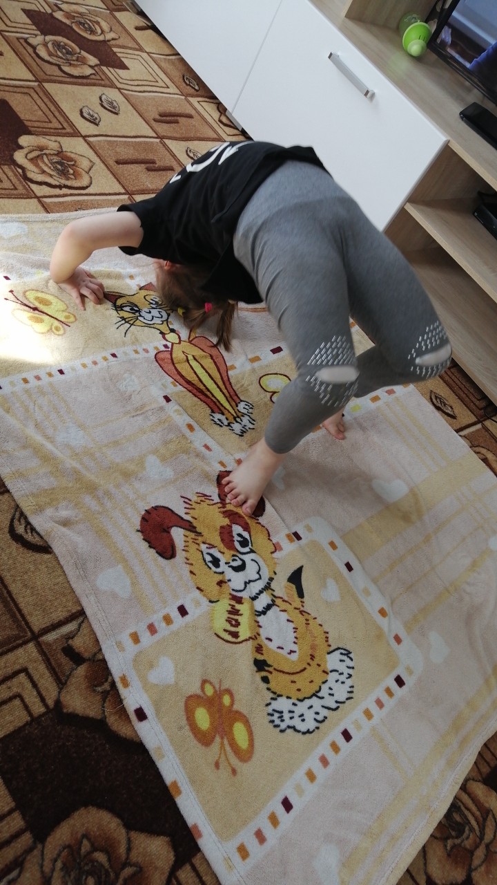 IMG-853eeba8bc9dda689e3e66b574977e1b-V.jpg