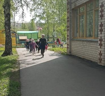 RR60vuoH9lU.jpg