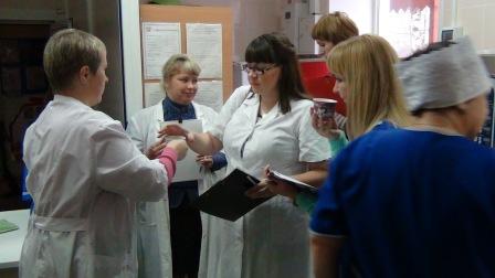 день контроля питания_2015_проба каши.jpg