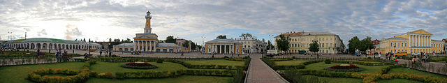 640px-Pano-susanin-square-kostroma.jpg