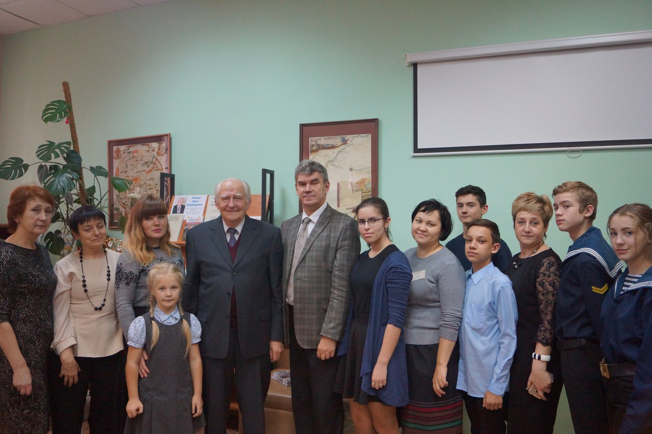Неделя Русского языка 2017.jpg