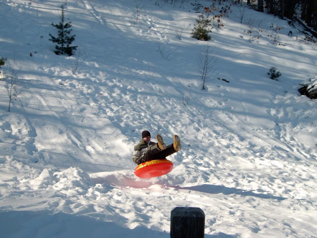 snow-tubing-1232x924.jpg